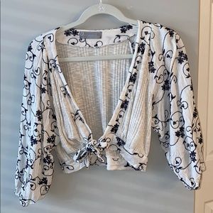 Floral patterned tie top. Size small